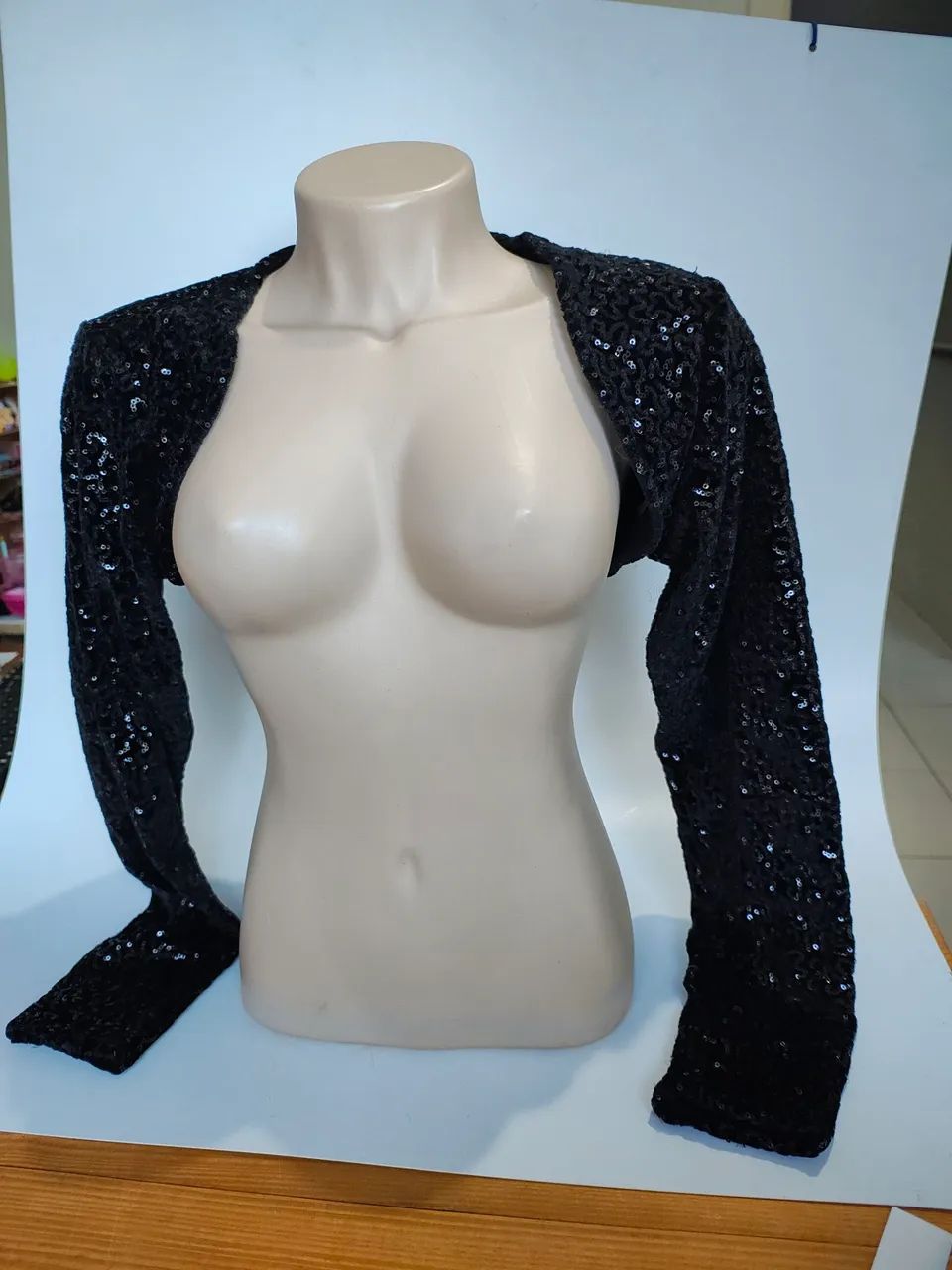 Bolero brilho de Sequins Preto