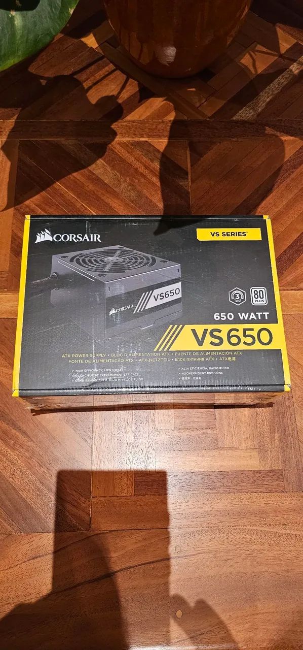 LACRADA, NOVA Fonte Corsair VS650 650W 80 Plus