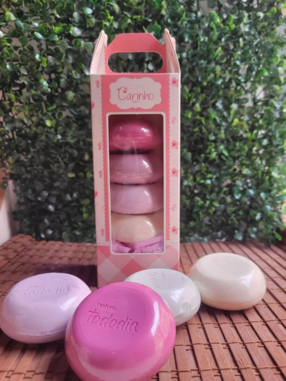 KIT NATURA CARINHO EM CORES (R$ 39,90)<br>?O PRESENTE QUE ABRAÇA! 
