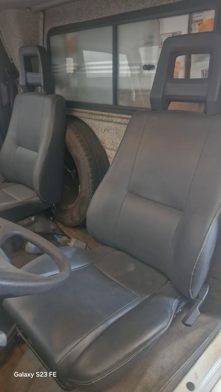 Mercedes-Benz Furgão em excelente estado  - Foto 12