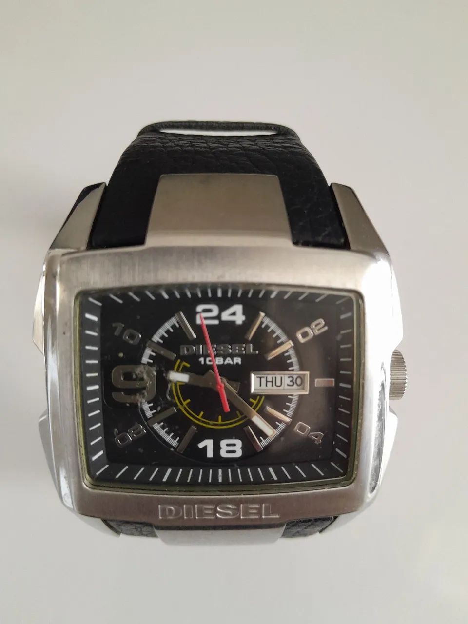Relógio Diesel Masculino Dz-1059 Quadrado Aço e Couro - Foto 3