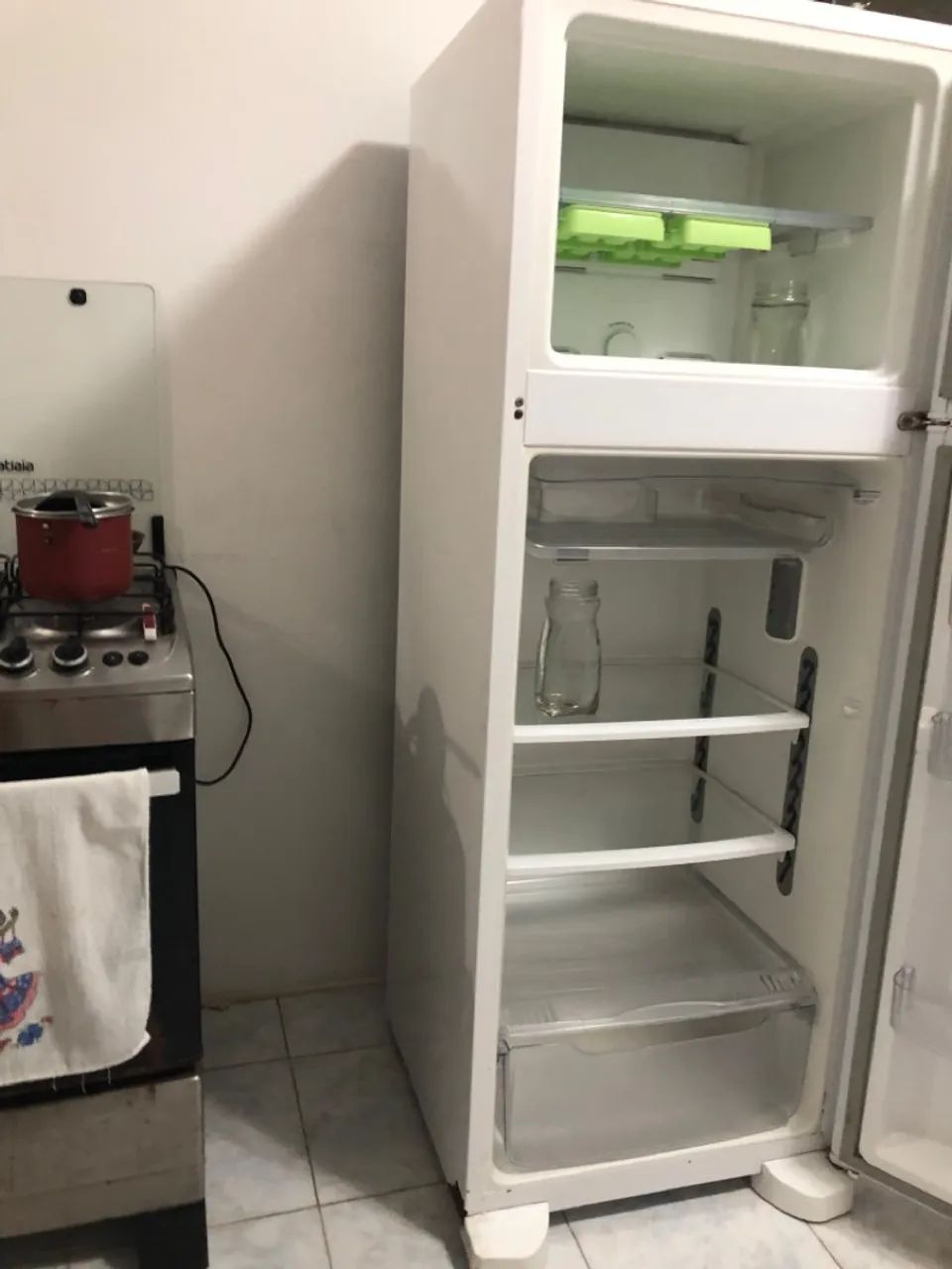 GELADEIRA FROST FREE ,MODELO CRM39, TIPO DE DEGELO :AUTOMÁTICO. VOLTS :127 - Foto 3