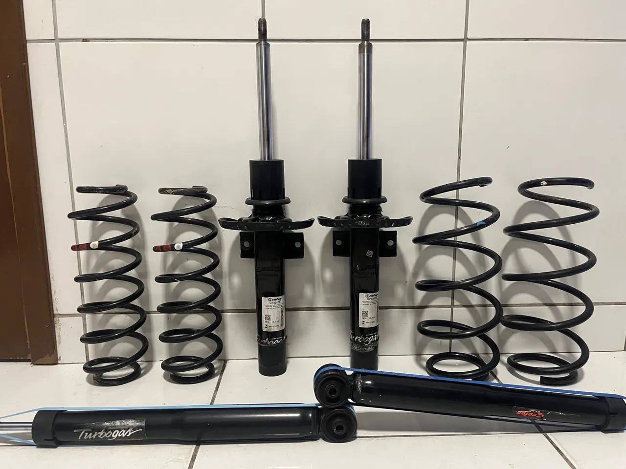 Kit Amortecedor/Molas/Suspensão Fox Cofap Turbogás