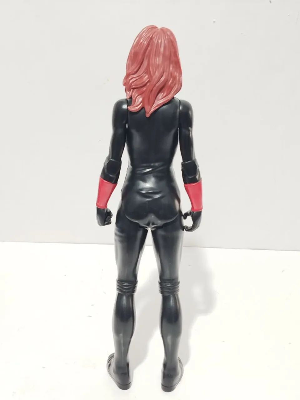 Boneca Viúva Negra Titan Hero Hasbro 30cm  - Foto 4