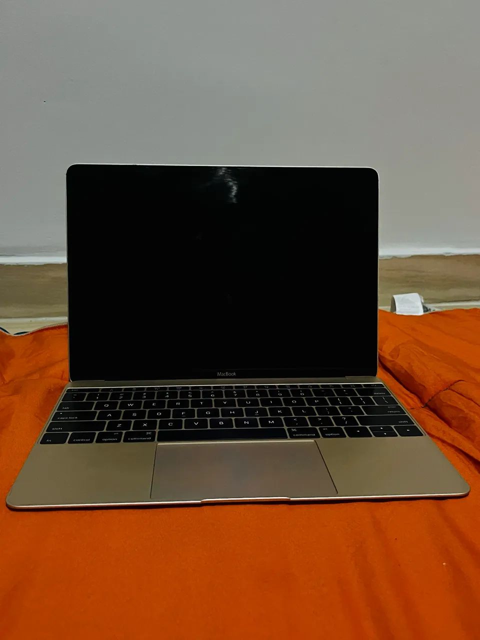 MacBook Retina 12? Gold - 4K, Core M, 8GB/256GB. - Notebooks
