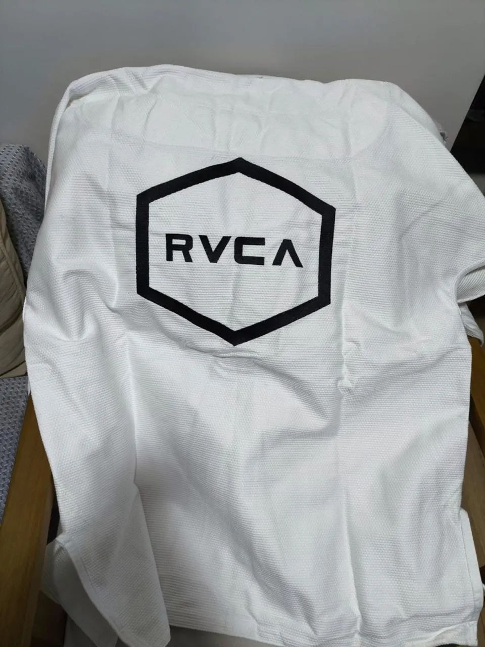Kimono RVCA