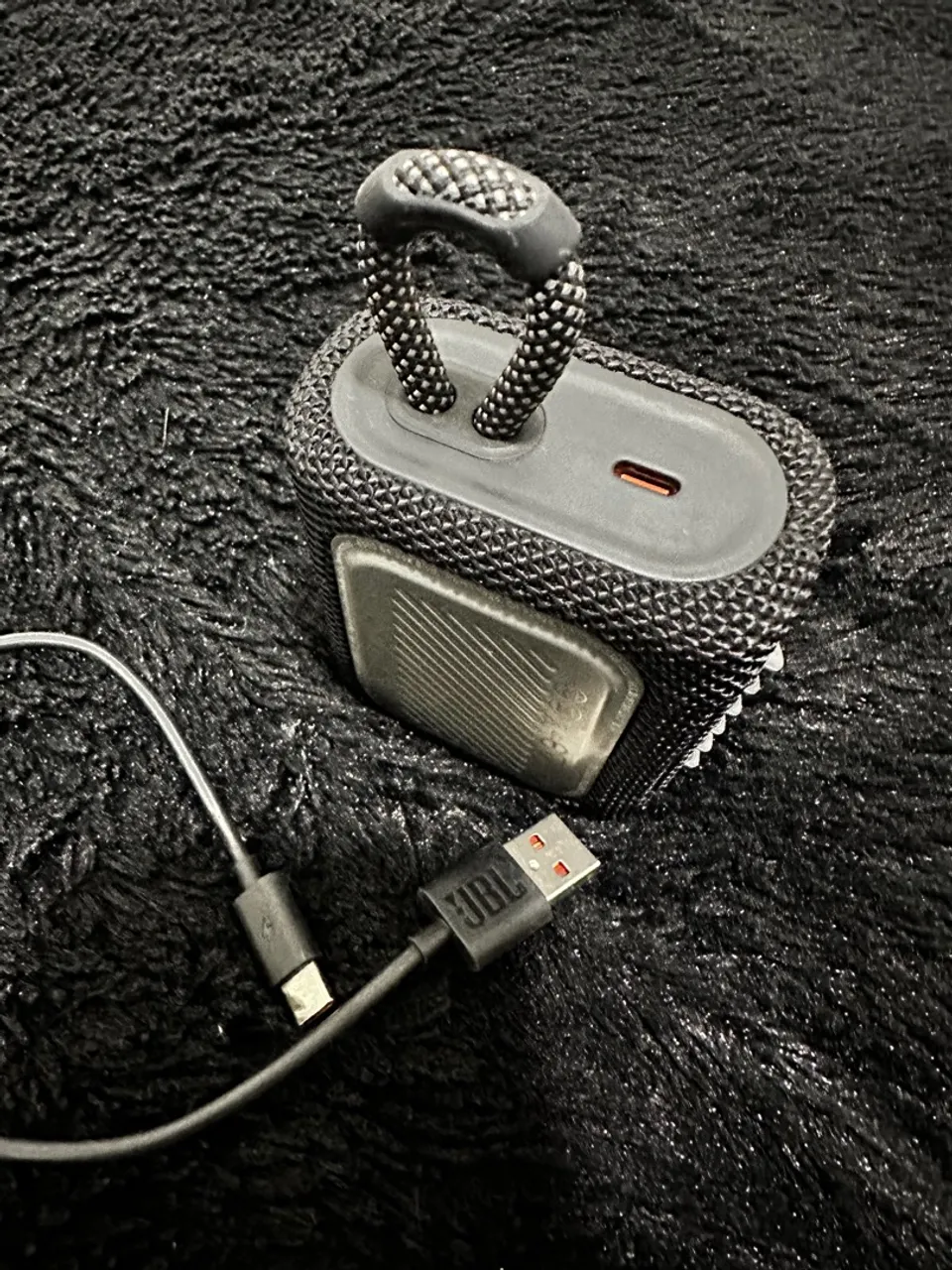 Caixa de Som JBL Go 3 - Portátil e Potente