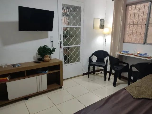 Casal. Tijuca. Sala e quarto. Estação Uruguai próxima. Rua residencial  - Foto 11