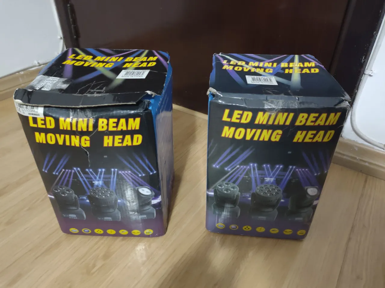 Par de LED Mini Beam Moving Head - Praticamente Novo na Caixa