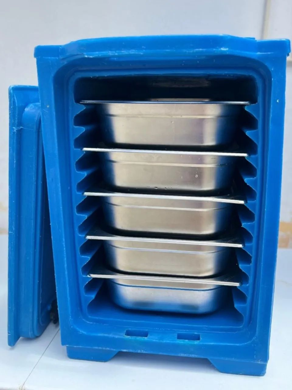 Caixa Térmica Hotbox TERMOBOX Vertical 100 Litros - Foto 3