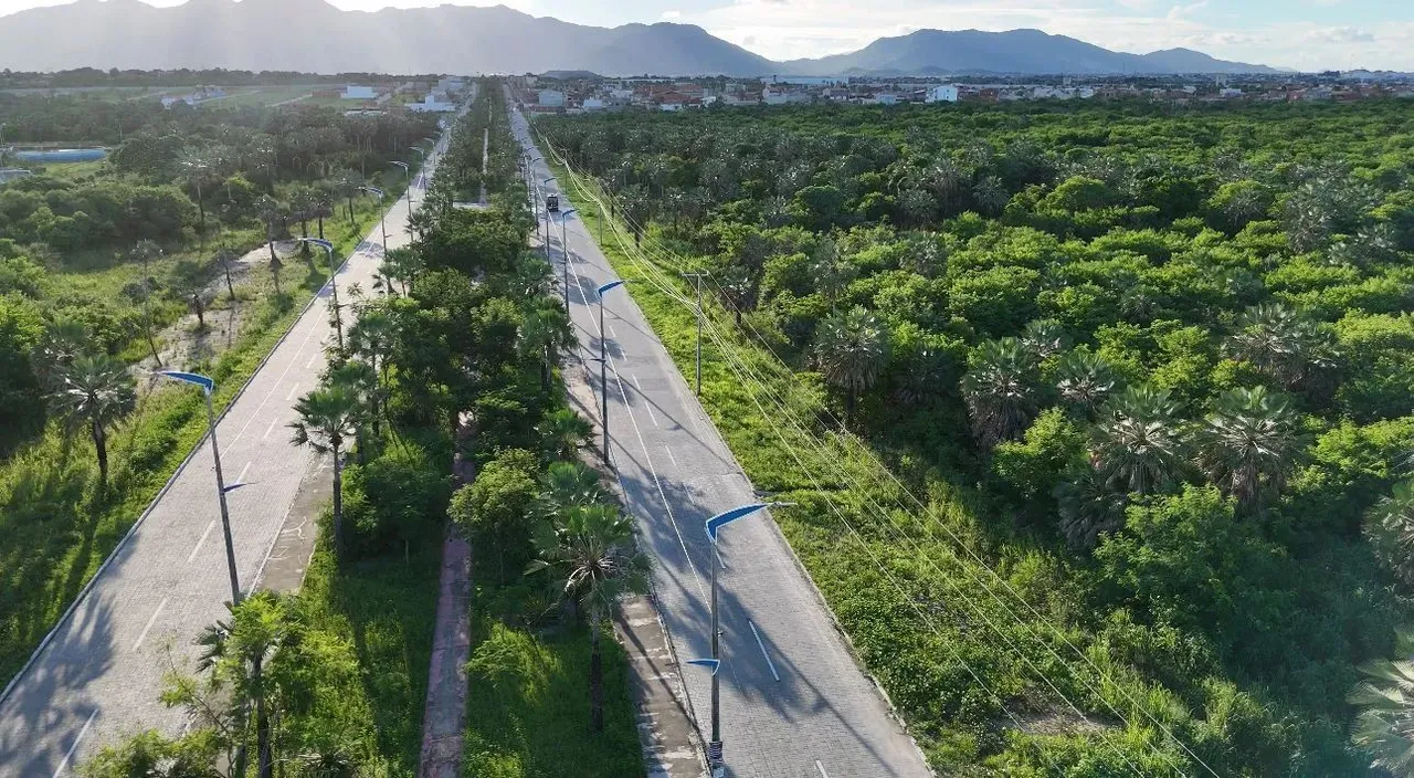 Lotes Mãe Rainha Pronto Para Construir às margens da CE 060