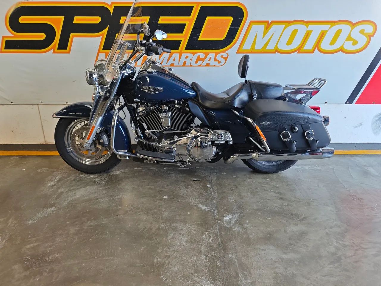 Harley davidson Road King classic  - Foto 3