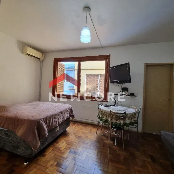 Studio em Avenida João Pessoa - Centro Histórico - Porto Alegre/RS