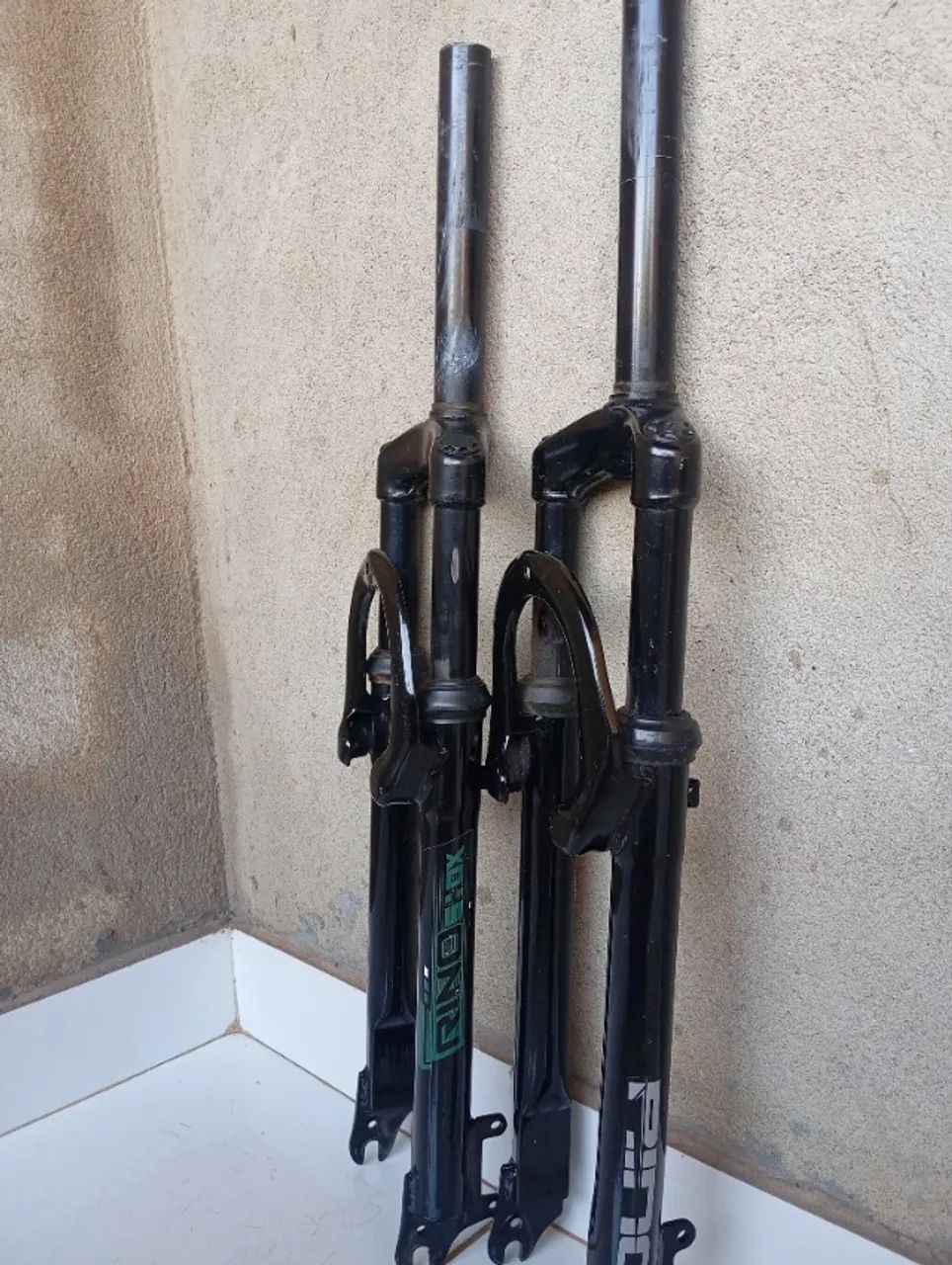 Par de Garfos Suspensão Bike aro 29 - Foto 2
