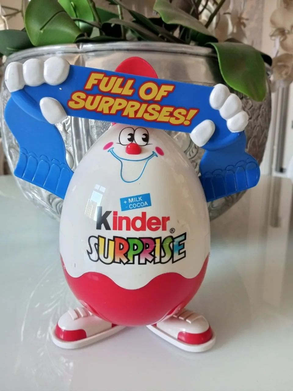 Brinquedo didático Kinder Ovo