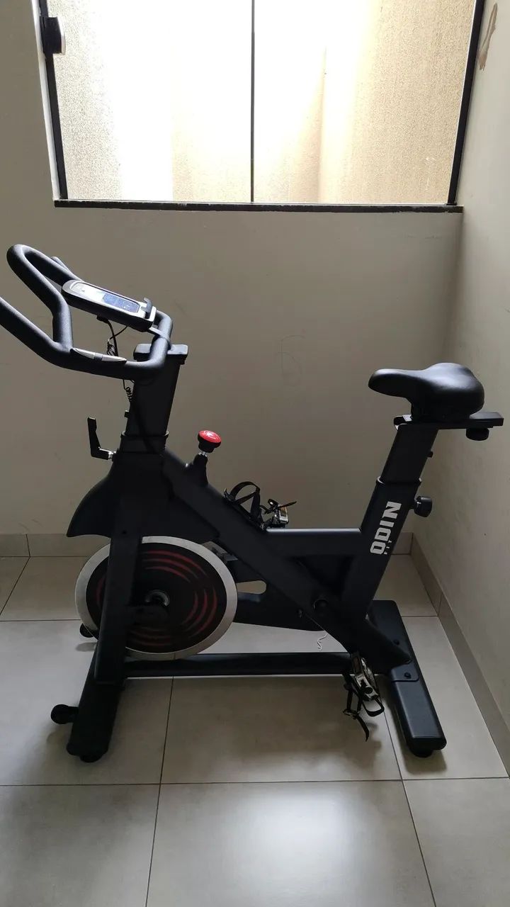 Vendo bicicleta ergométrica nova