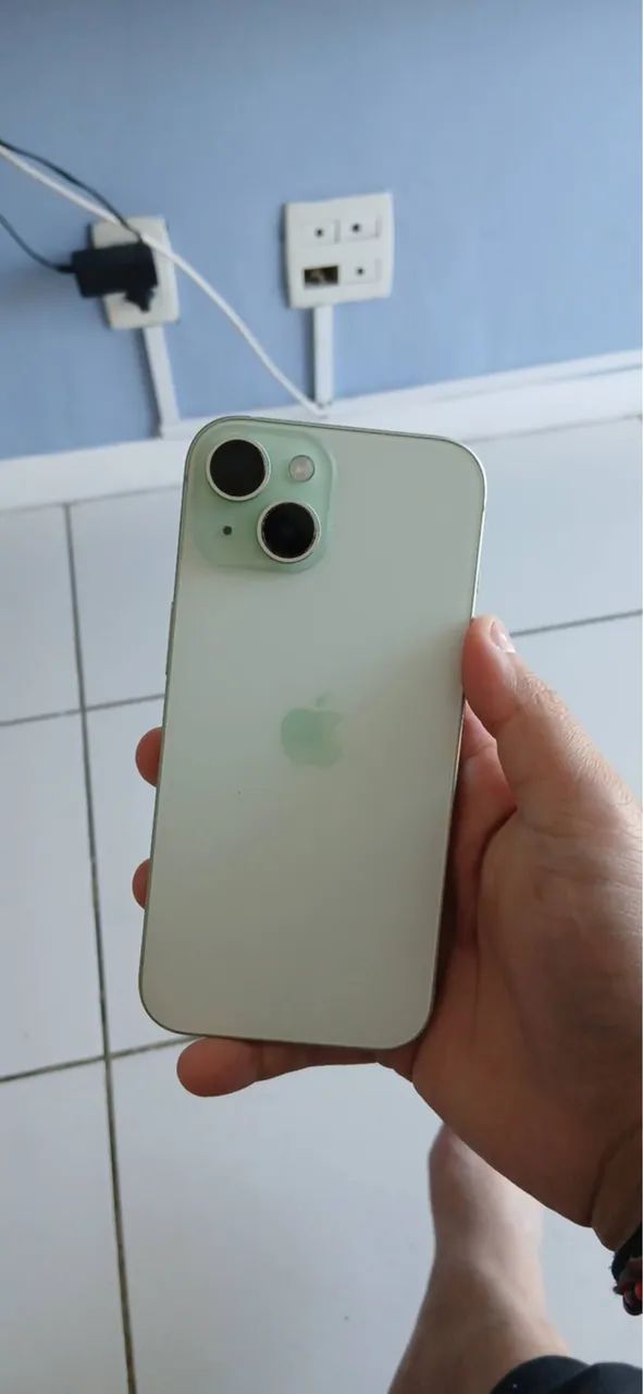 Vendo ou troco iPhone 15 128gb  - Foto 4