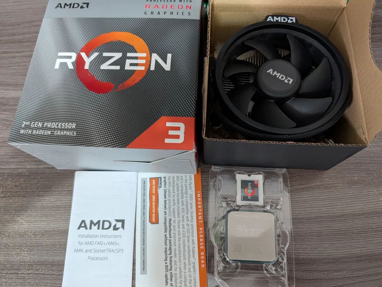 Processador AMD Ryzen 3 3200G - Completinho