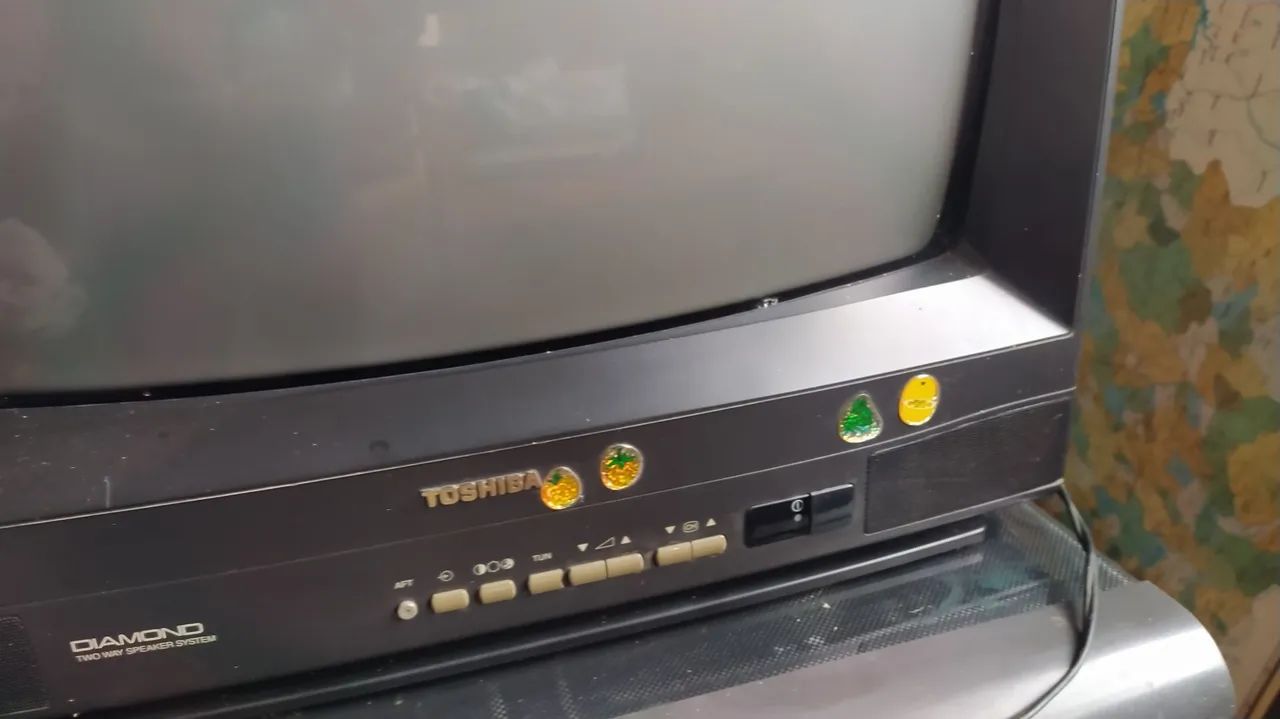 TV marca Toshiba 20 polegadas antiga funcionando  - Foto 4