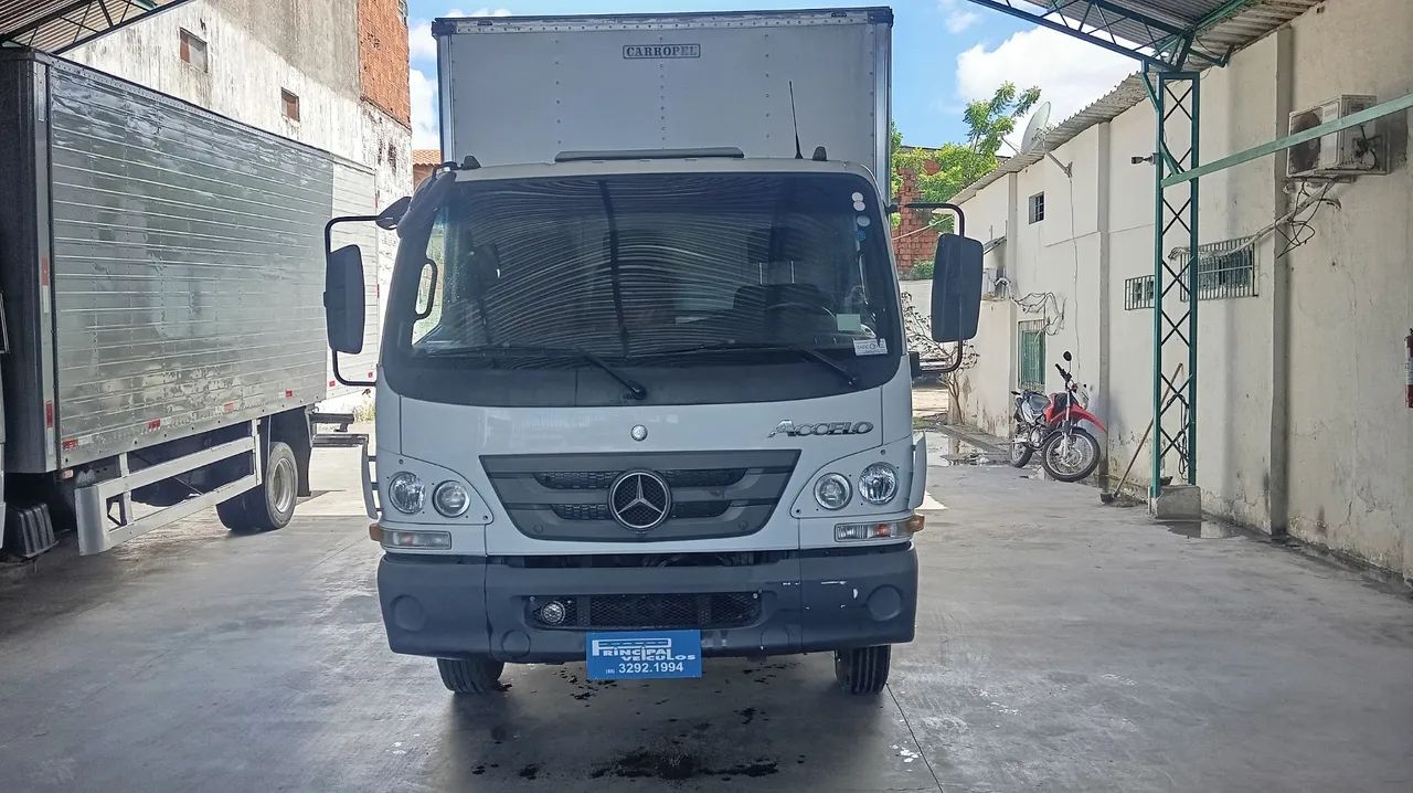 Mercedes Accelo 815 2022 - Foto 3