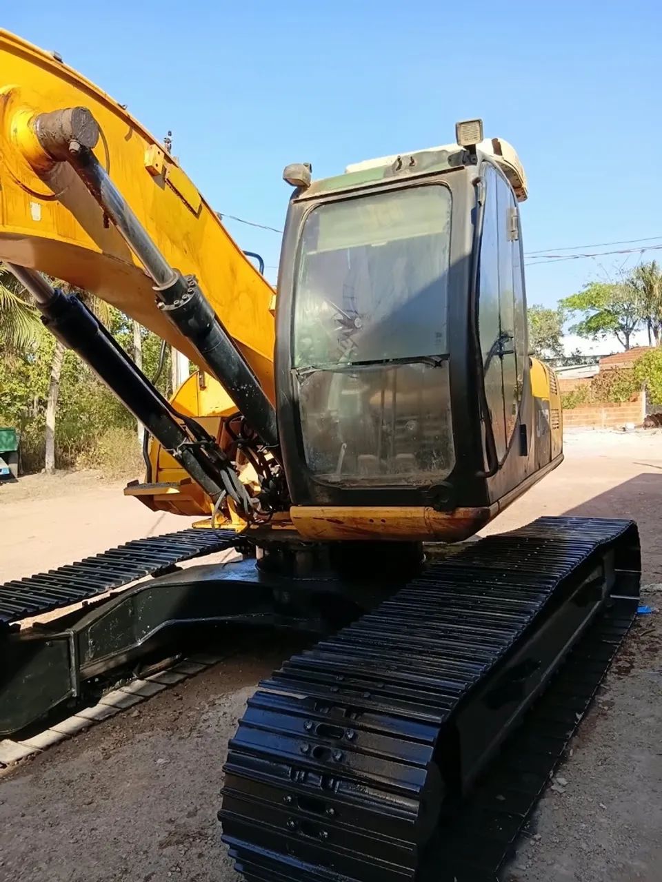 Escavadeira JCB JS200 - Foto 3