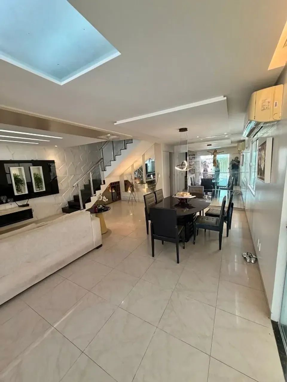 Casa duplex com 3 suites e 4 vagas de Garagem - Foto 3