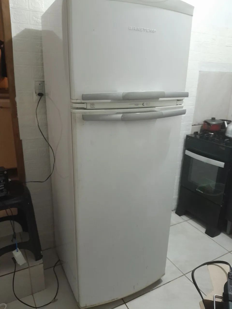 Vendo geladeira 