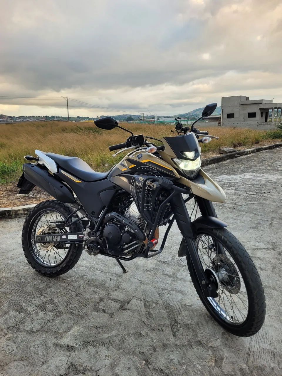Lander 250