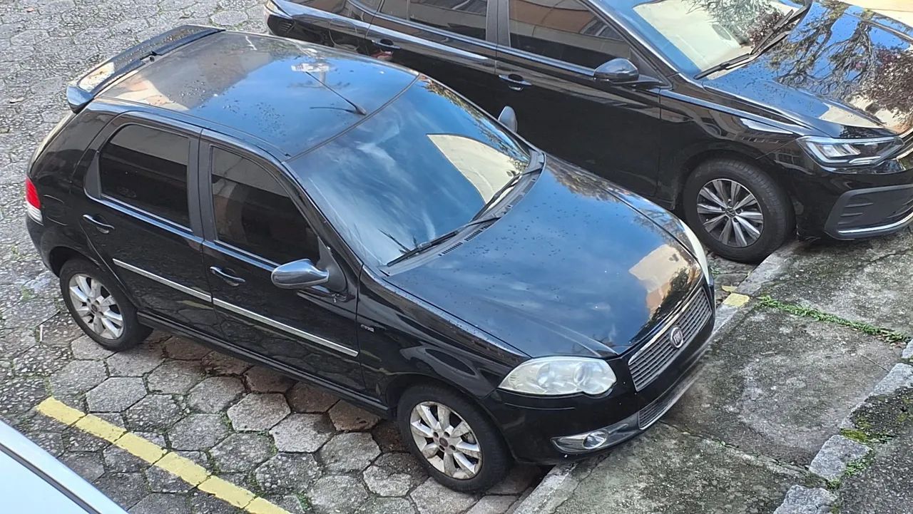 Fiat Palio Essence 1.6 Flex 16V 5P 2011 - Foto 2