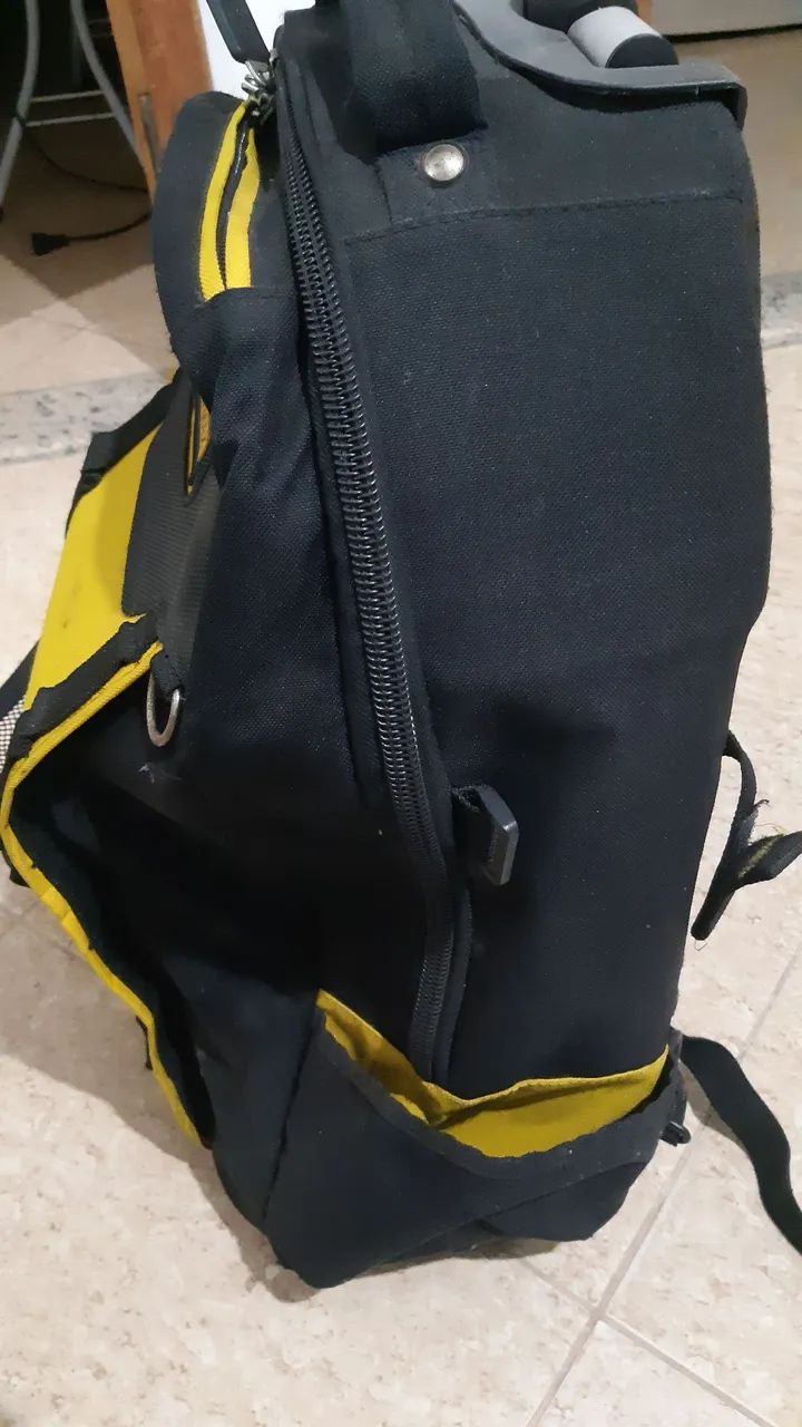 Vende se,  Bolsa cargo Stanley com rodas  - Foto 4