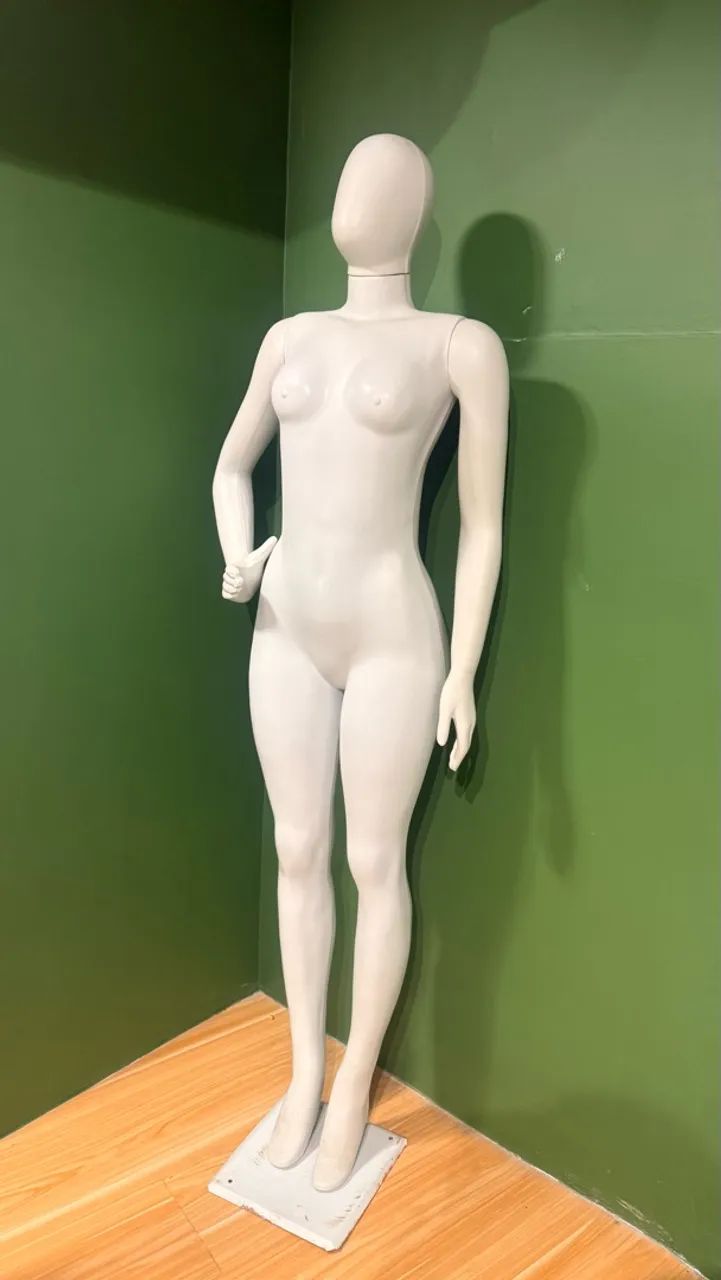 Manequim feminino