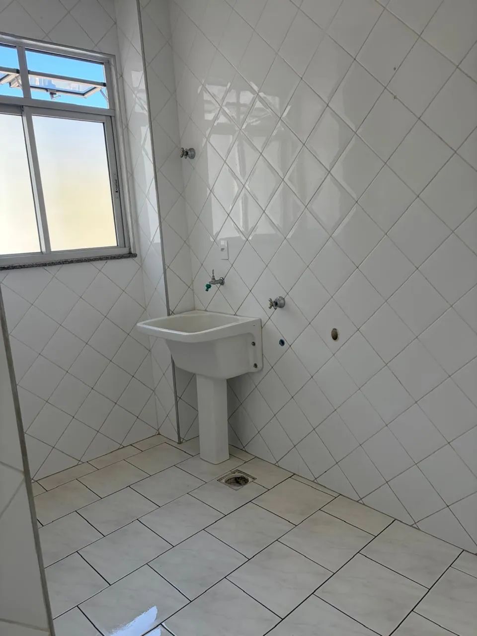 Ótimo Apto 2qtos Bairro Monte Castelo - Foto 5