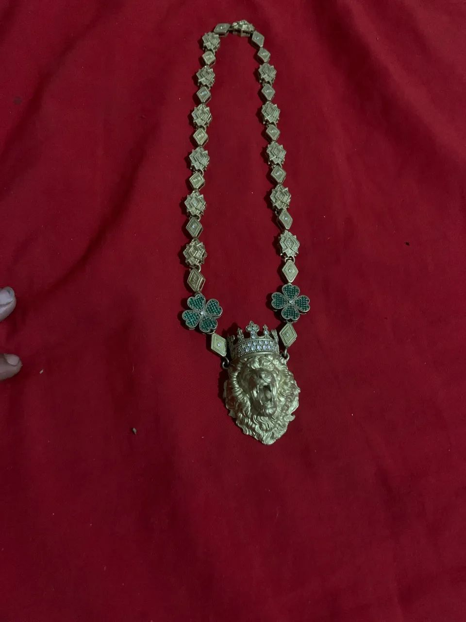 Cordão moeda antiga 