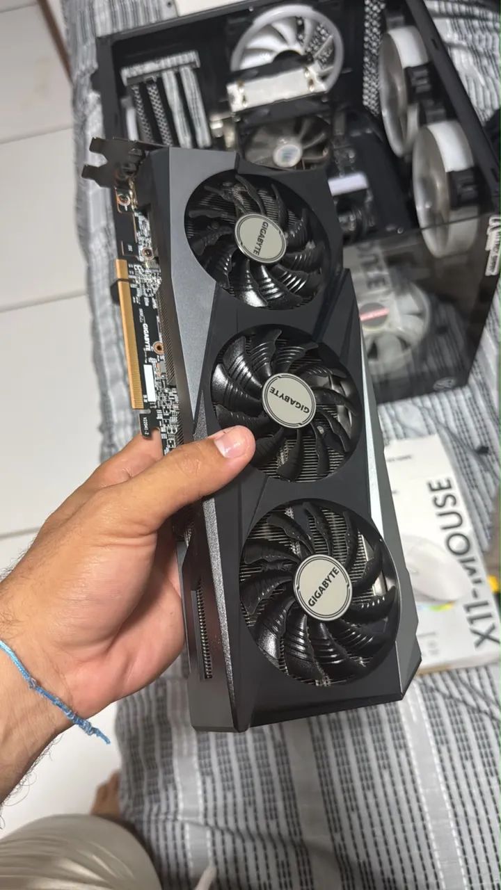 Placa de video AMD RX 7600