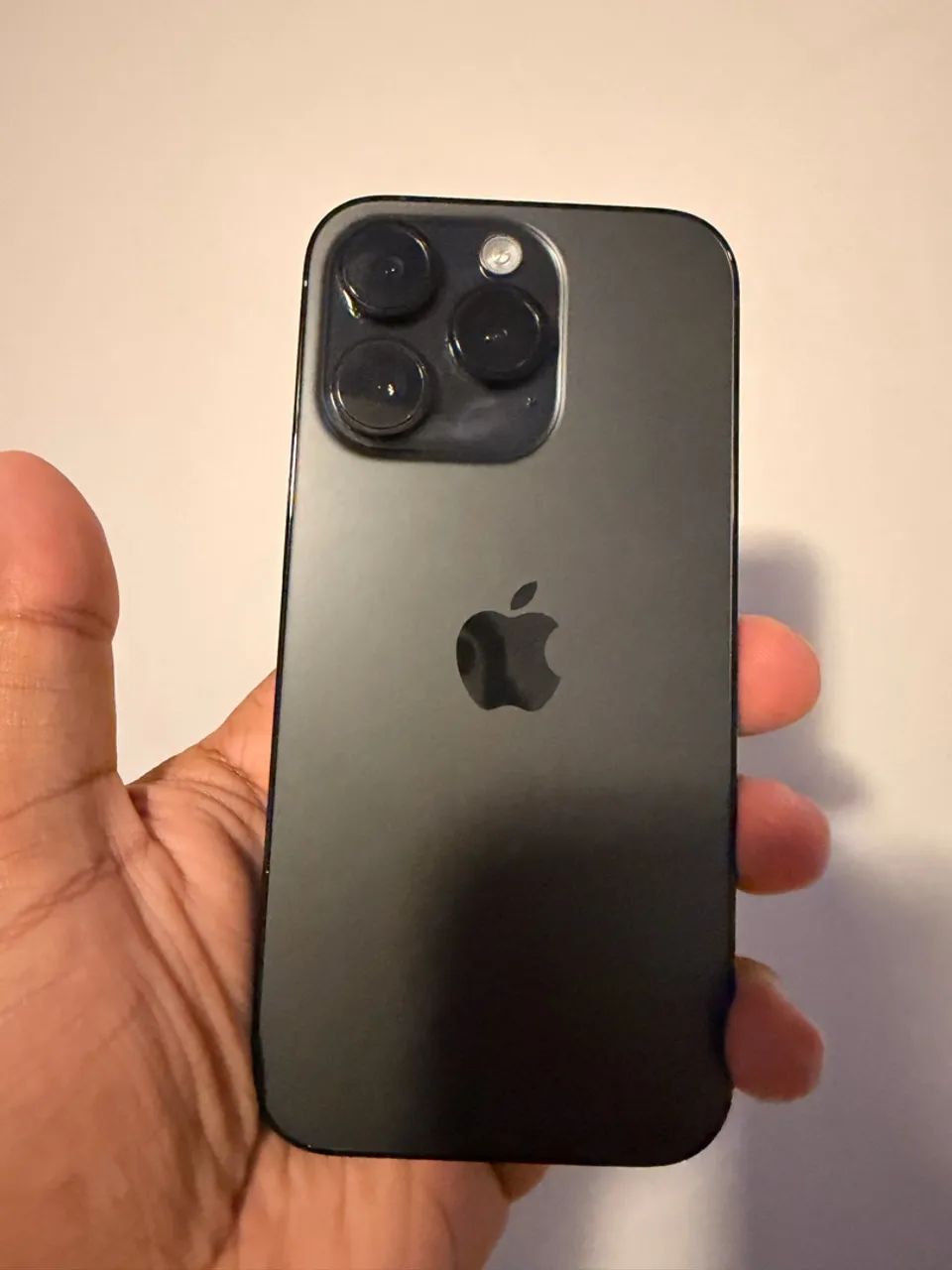 iPhone 14 Pro 256 GB Space Black + 3 capas e películas
