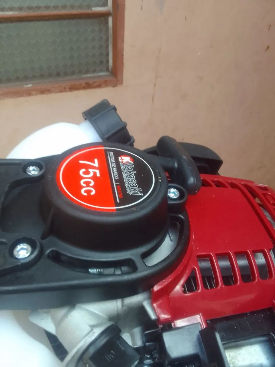Vendo um motor de barco