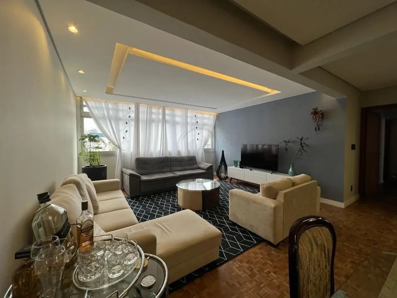 Apartamento á venda com 3 dormitórios sendo 1 suíte - Condomínio Edifício Martin REF: AP22