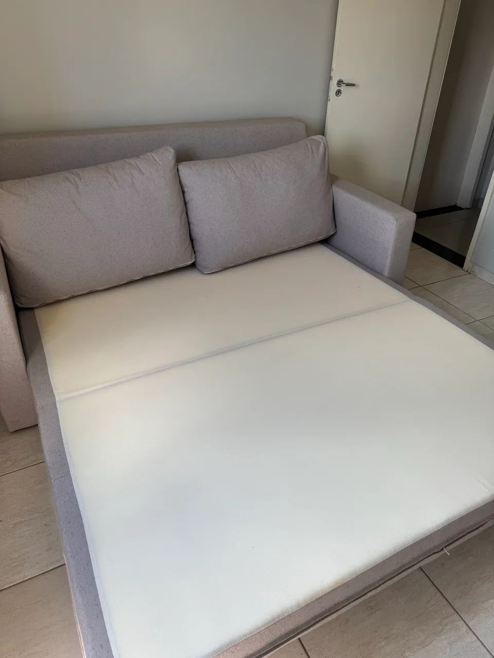  Sofá-Cama 3 Lugares Bege em Linho - Praticamente Novo - Foto 3