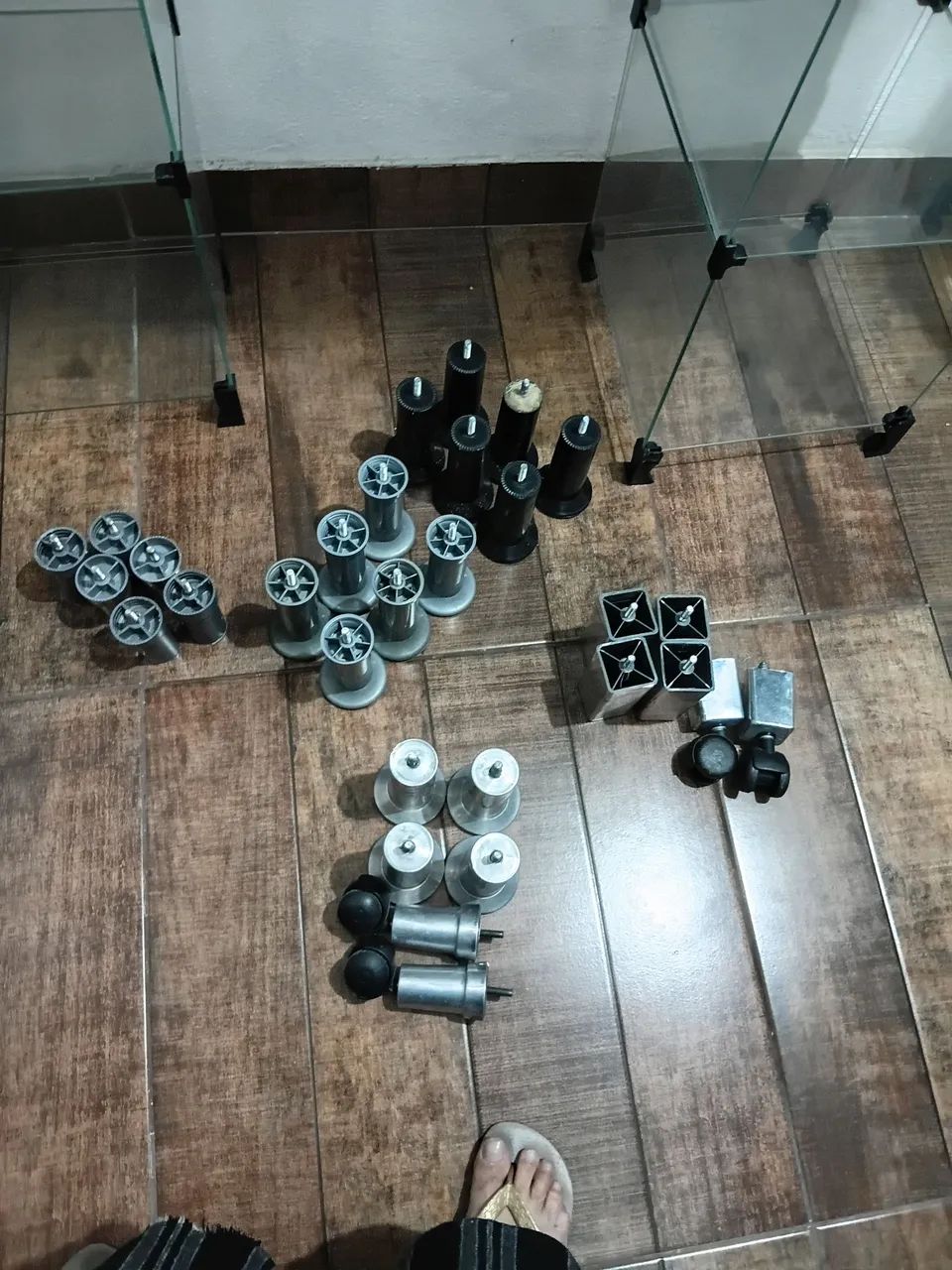 Pés de cama box solteiro 