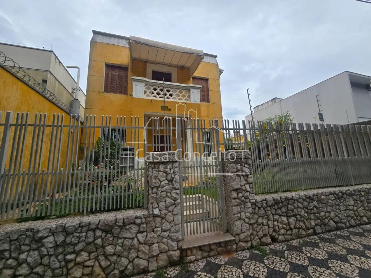 Sobrado Para Vender com 4 quartos no bairro Centro em Sorocaba
