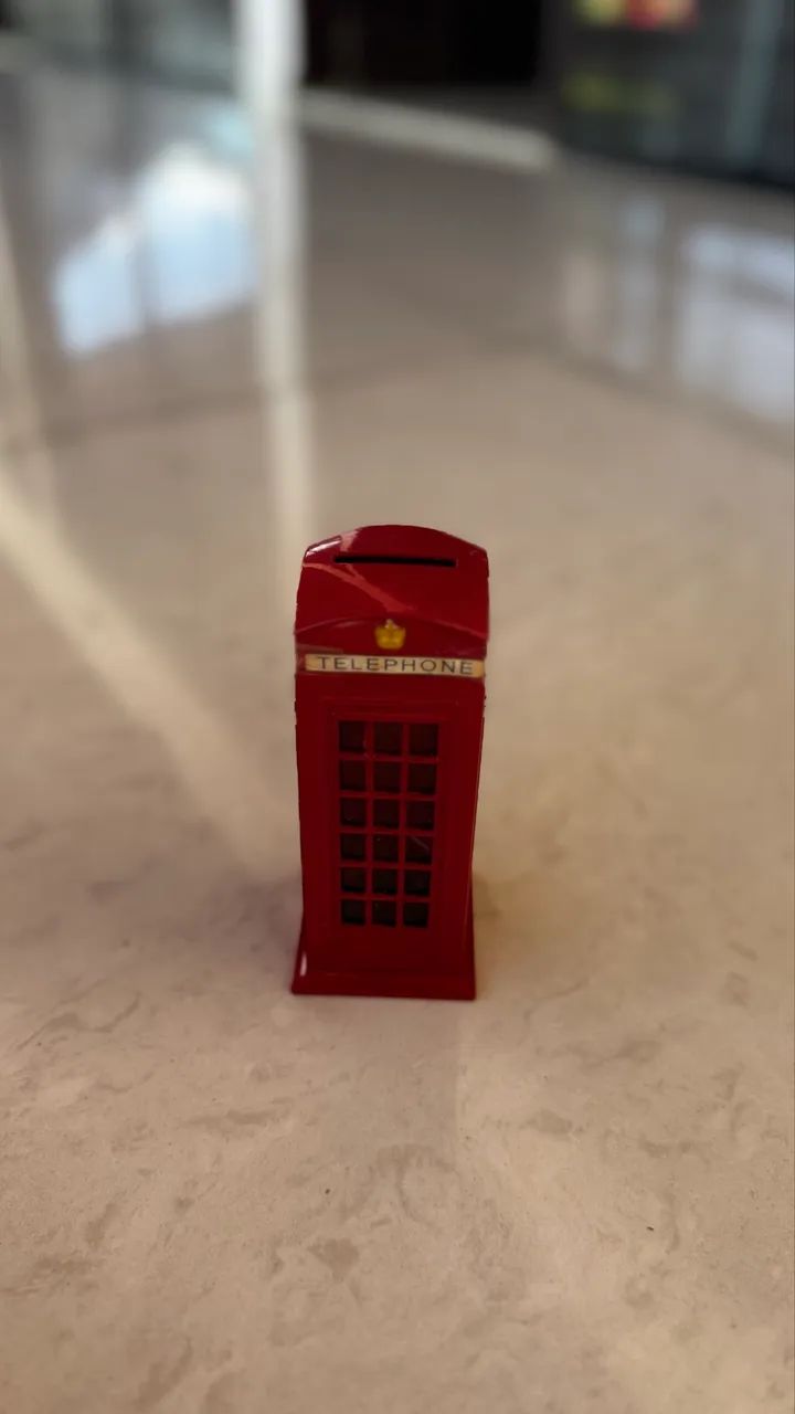Miniatura Cabine Telefônica Londres Cofre de Metal e Decoração