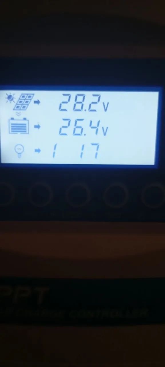 Controlador de carga mppt Epever 20ah com Cabo de programação. - Foto 2