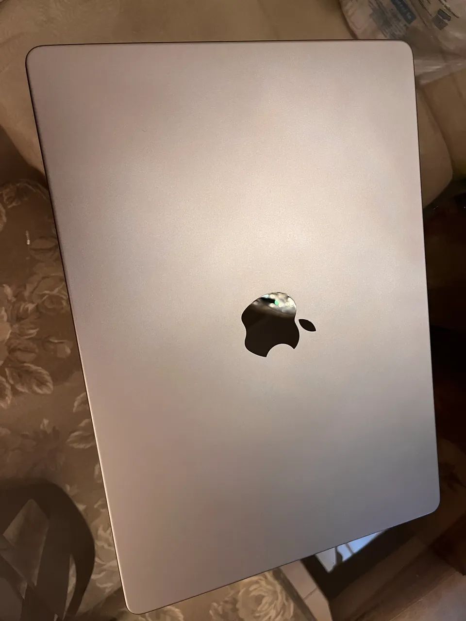 MacBook Pro M3 14インチ 1TB シルバー Apple Análise do MacBook Pro 14 2023 M3 - O modelo básico agora