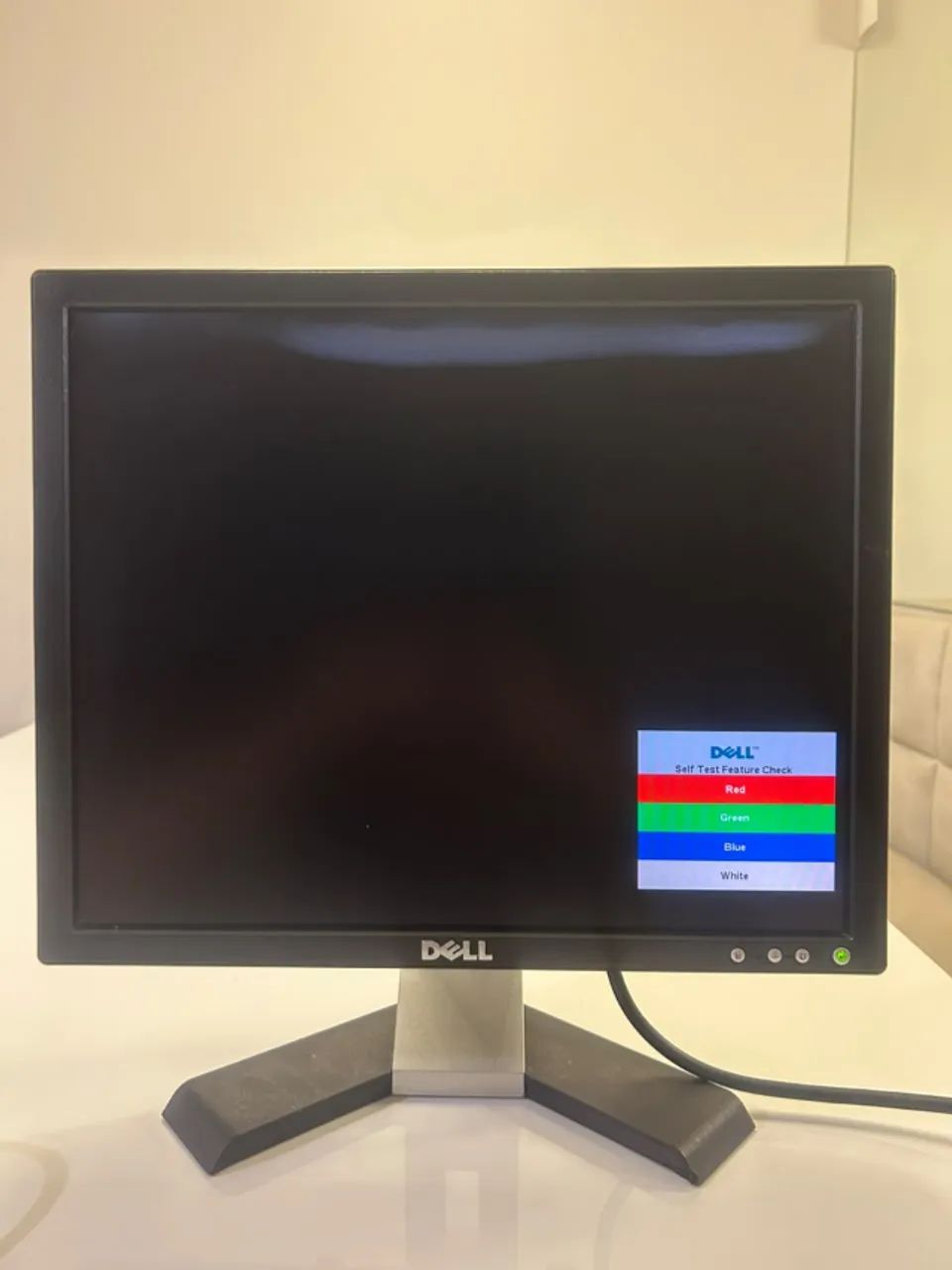 Monitor LCD Dell E178FPc 17 polegadas + adaptador USB  - Foto 4