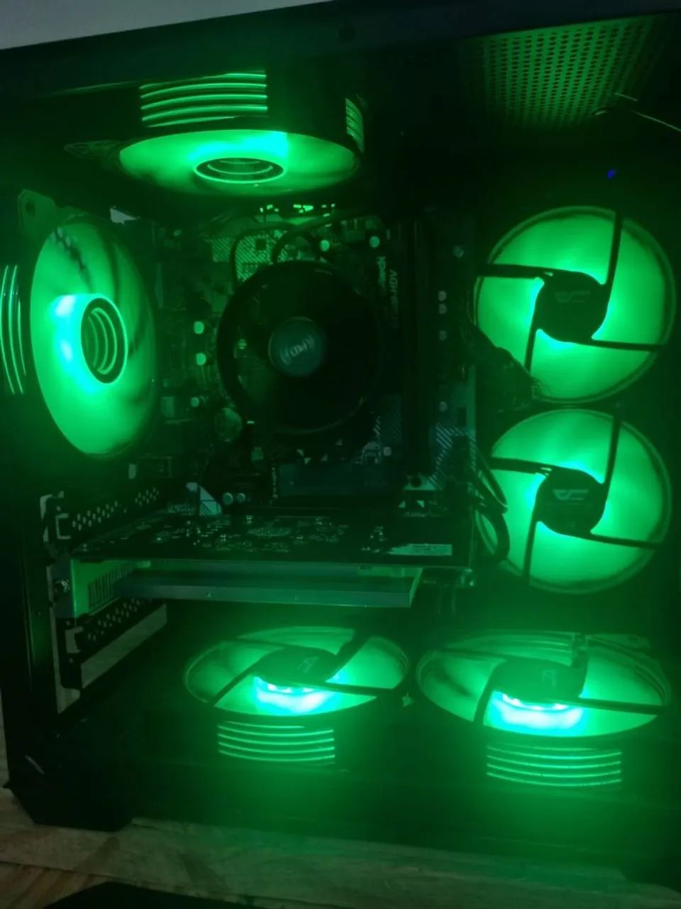 Vend ou troco Pc gamer com teclado e mouse - Foto 2