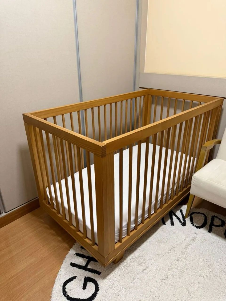 Vendo Berço em madeira maciça