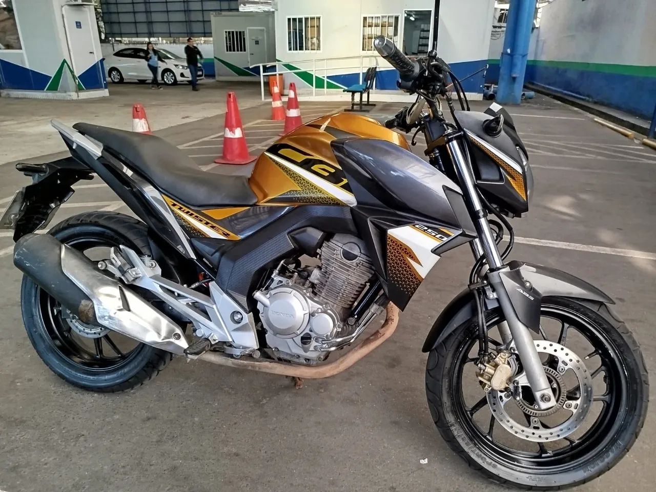 Cb 250 2020 - Foto 2