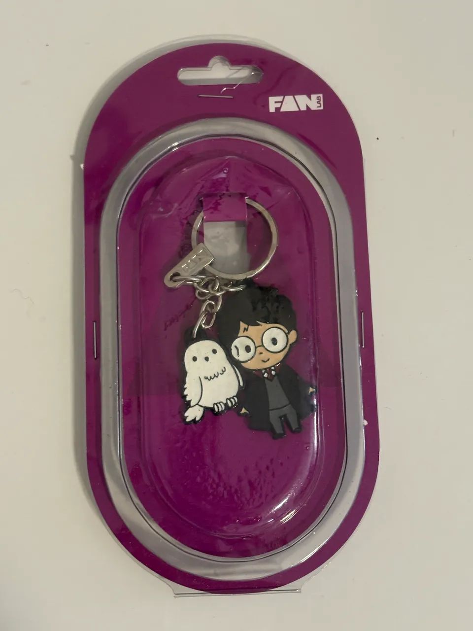 Chaveiro metal FanLab Harry Potter e Edwiges