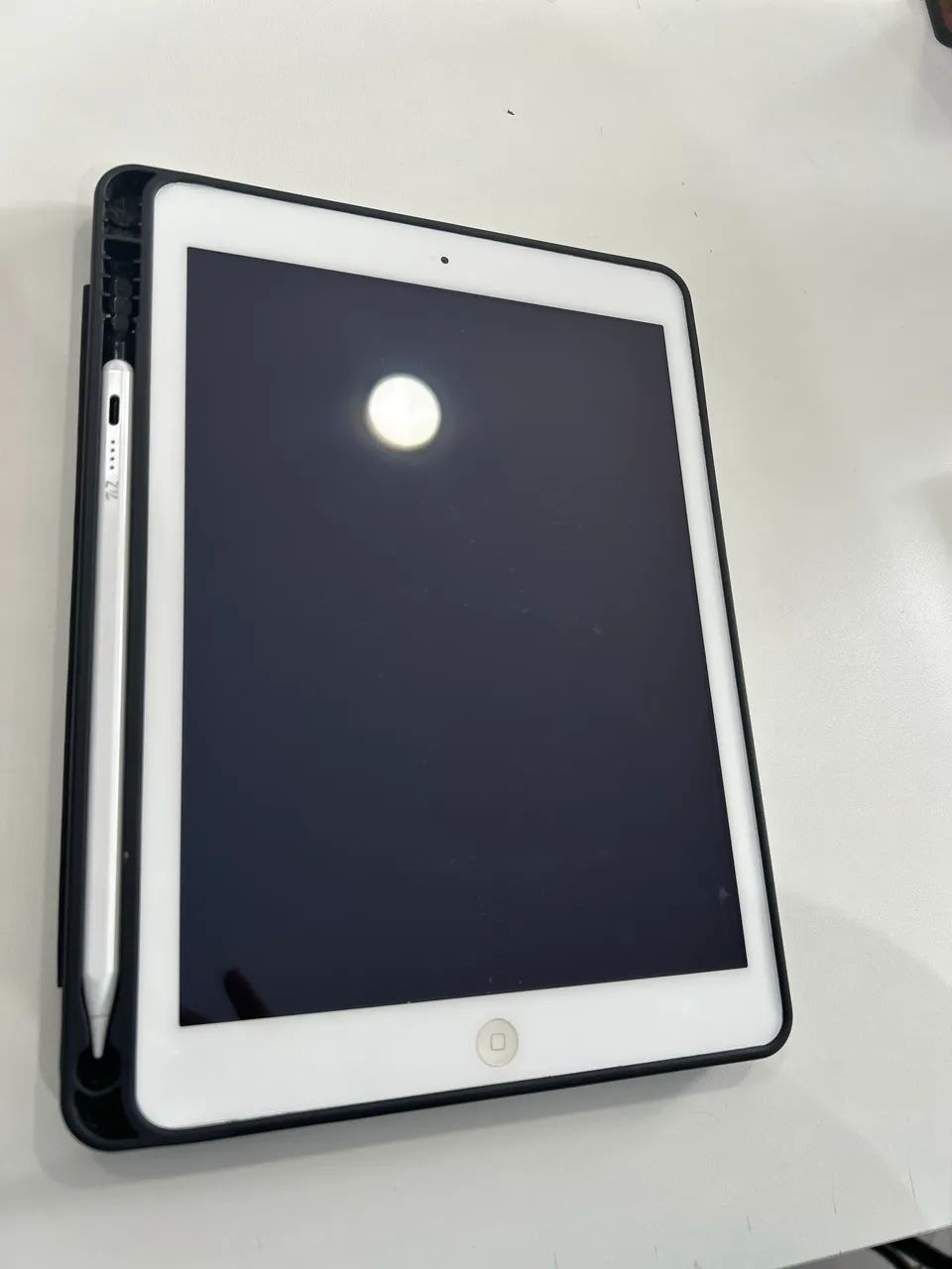 iPad Air 16GB + Caneta + Teclado + Mouse + Capa | Kit Completo - Foto 3