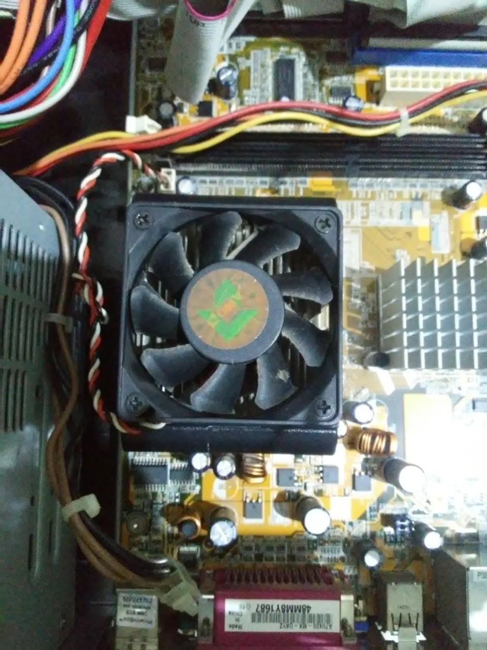 Gabinete Satélite e peças - Foto 4